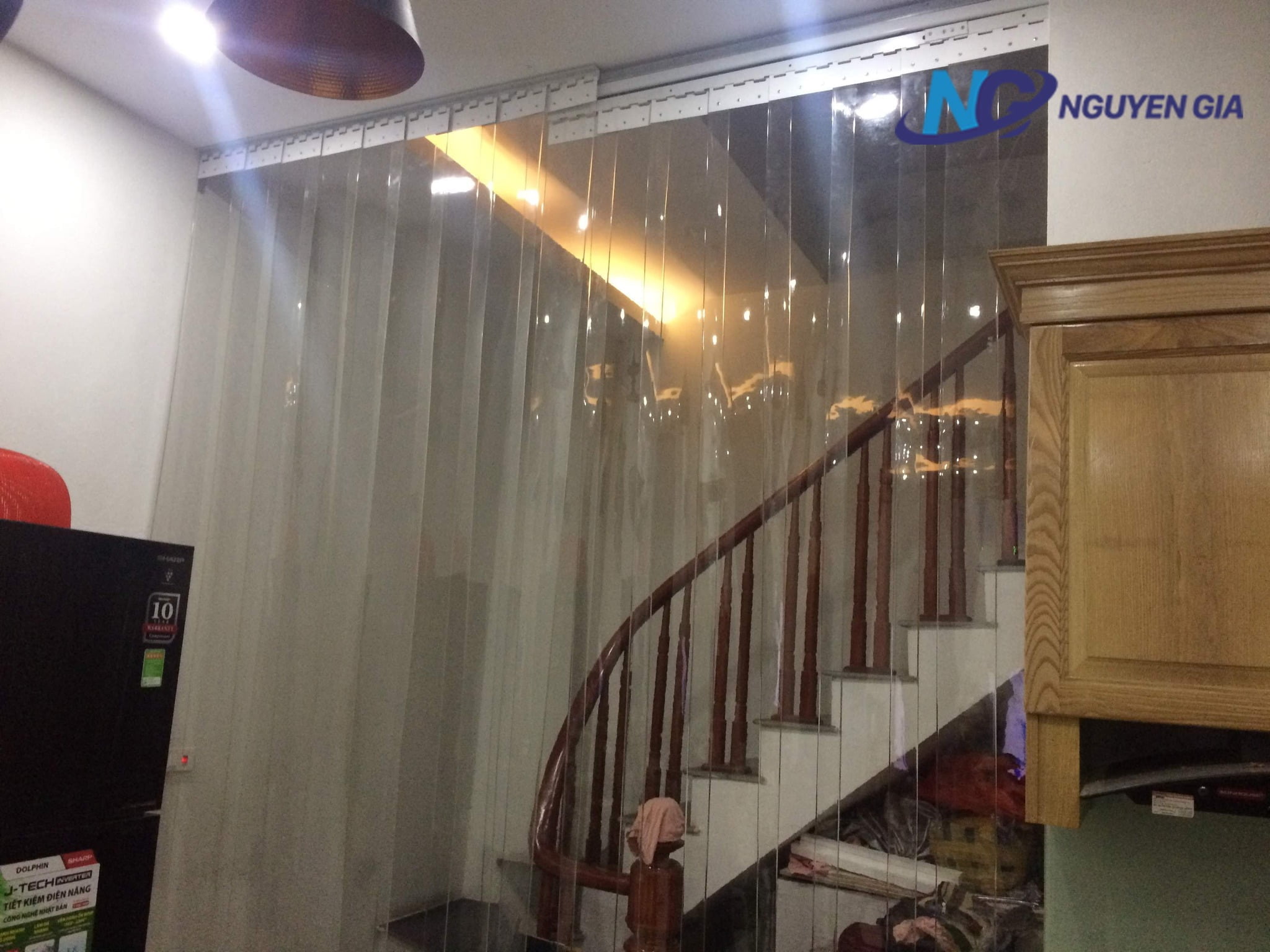 Rèm nhựa ngăn lạnh điều hoà
